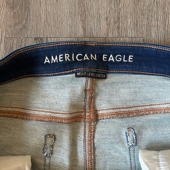 American Eagle Ripped Jeans - Picture 5 of 7